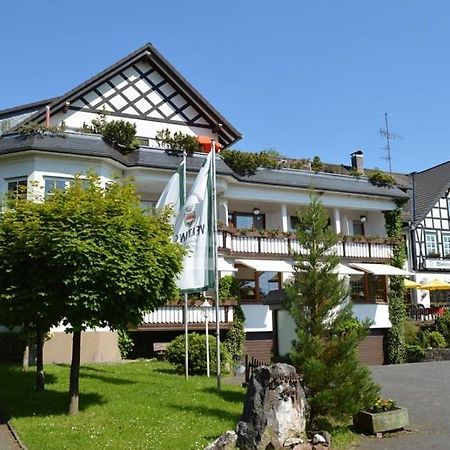 Hotel "Woiler Hof" Garni Eslohe Extérieur photo