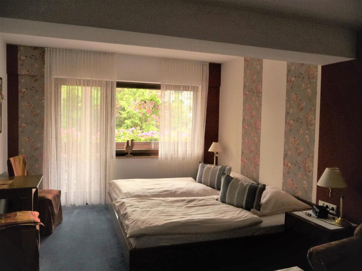 Hotel "Woiler Hof" Garni Eslohe Extérieur photo